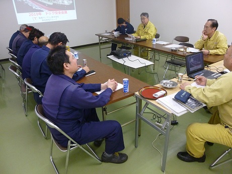 P1030325a.jpg
